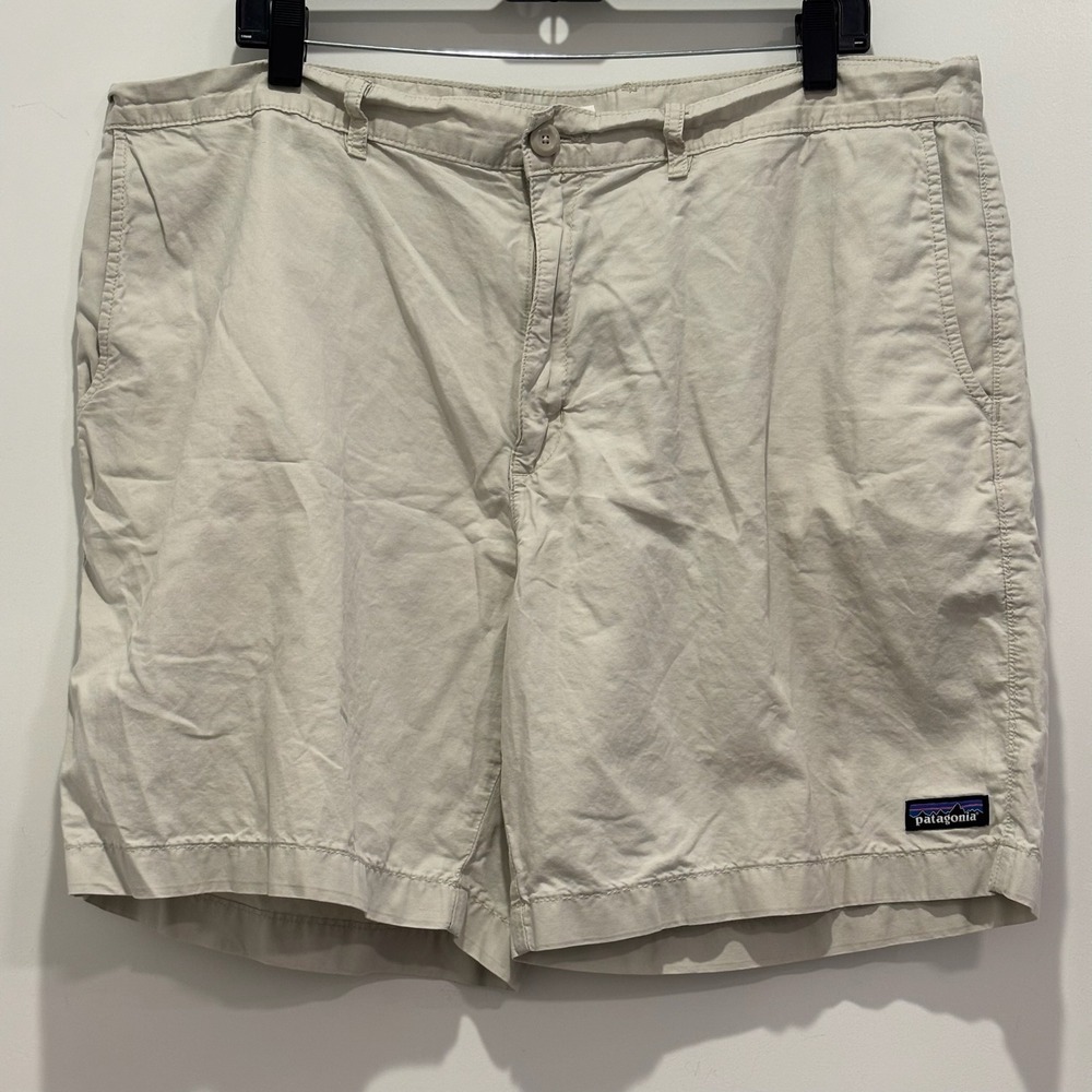 Patagonia Mens‎ 38 Organic Cotton Chino Shorts Khaki Tan P-6 Logo 8.5 Inseam